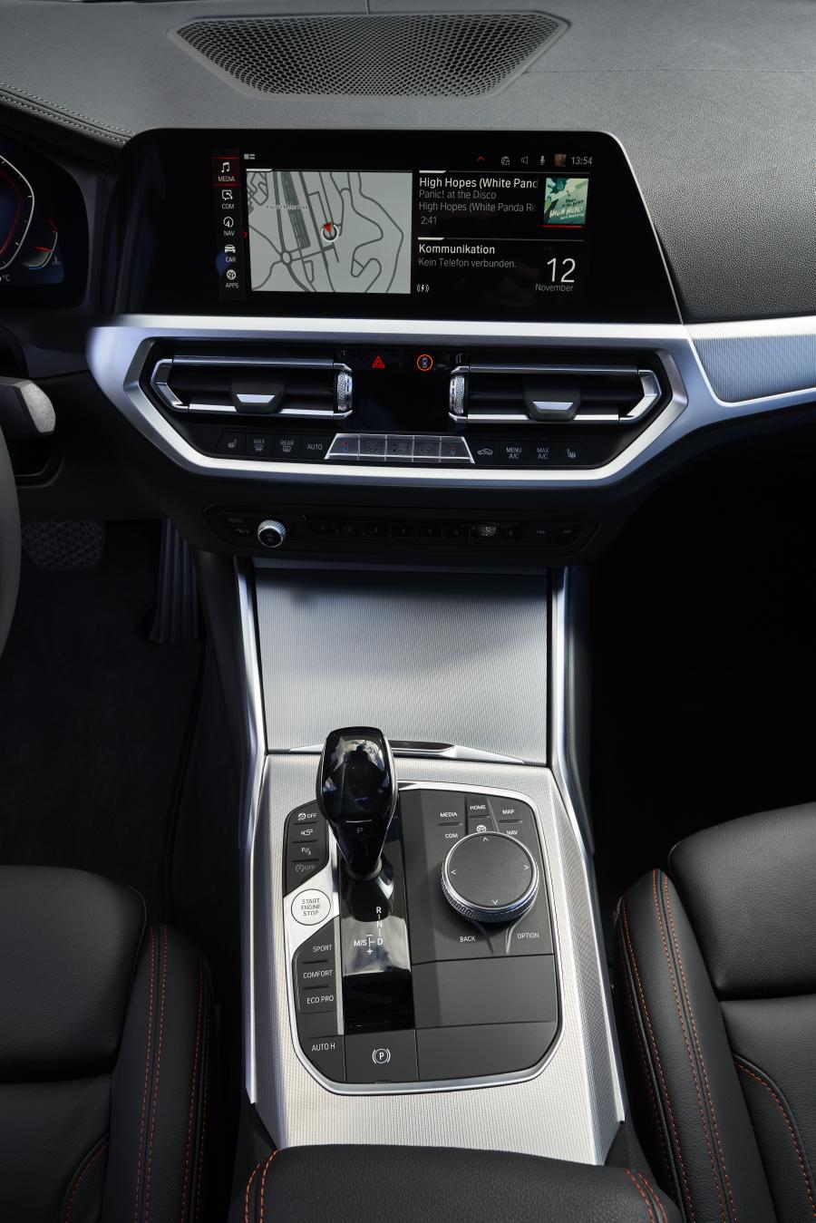Детали интерьера BMW 320d Sport Line (G20) 2019 года  (WW) (фото 181 из 311)